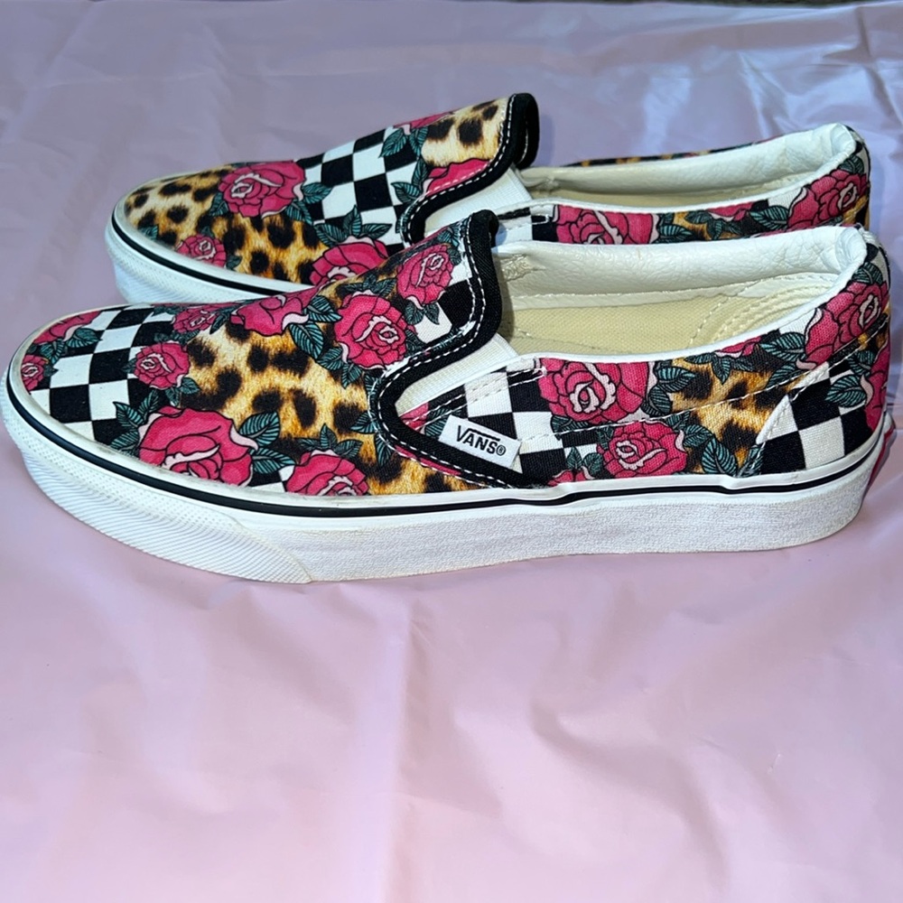 Rose/Cheetah Vans